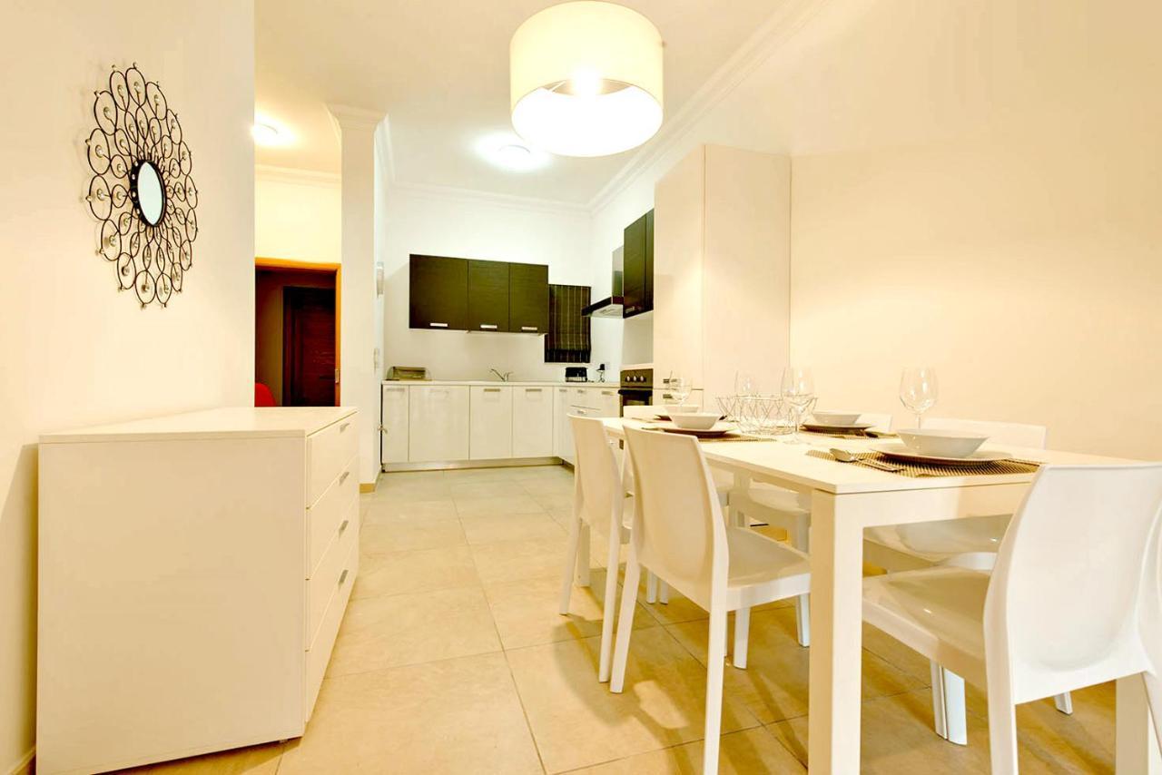 Luxury Apartment With Pool Sliema Esterno foto